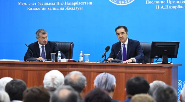 Б. Сағынтаев Семей активі және жұртшылығымен Президент Жолдауындағы міндеттер жөнінде кездесу өткізді