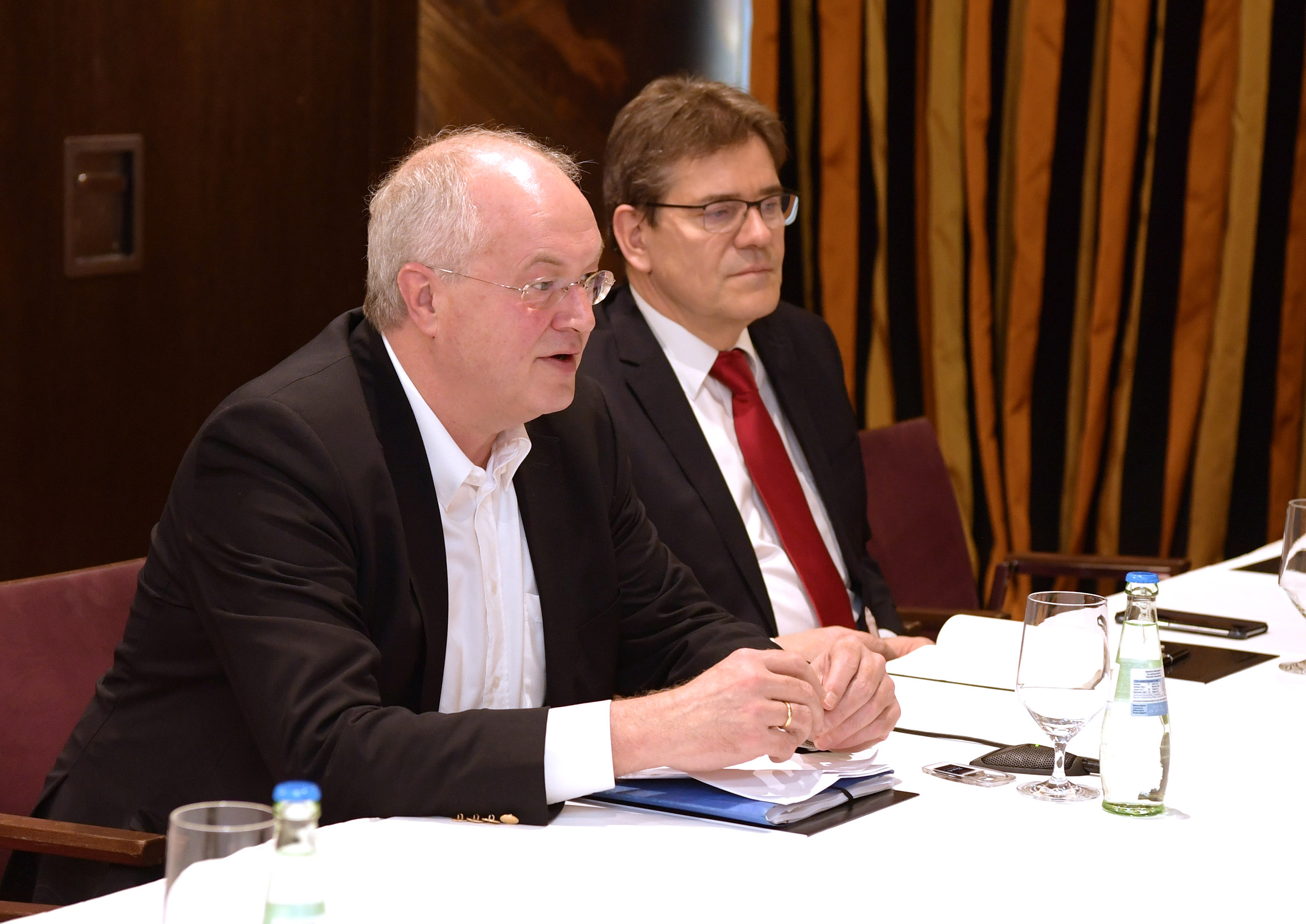 Президент BayWa AG компаниясының төрағасы Клаус Йозеф Лутцпен кездесті