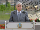 Мемлекет басшысы «Қазақстанның еңбек сіңірген дәрігері» атағын енгізуді ұсынды