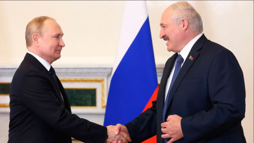 Путин мен Лукашенко Украинадағы жағдайды талқылады