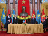 Президенттің Вьетнамға ресми сапары аясында бірқатар құжатқа қол қойылды
