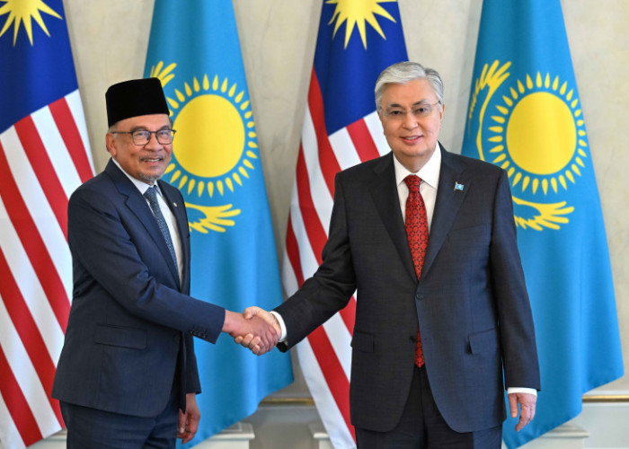 Мемлекет басшысы Малайзия Премьер-министрімен кездесті