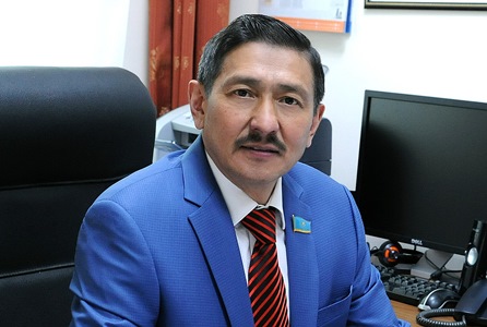 Абай Тасболатов