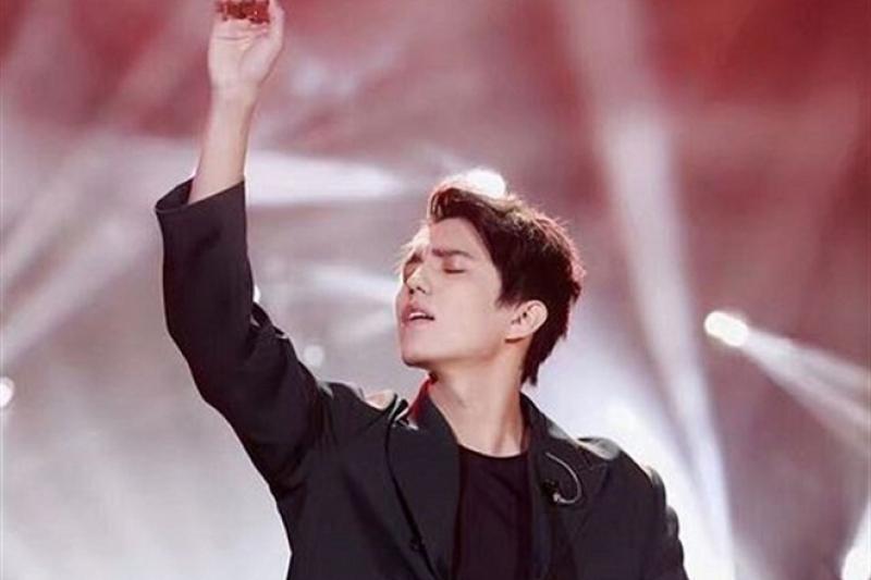 France 2 телеарнасы Димаш туралы репортаж жасады