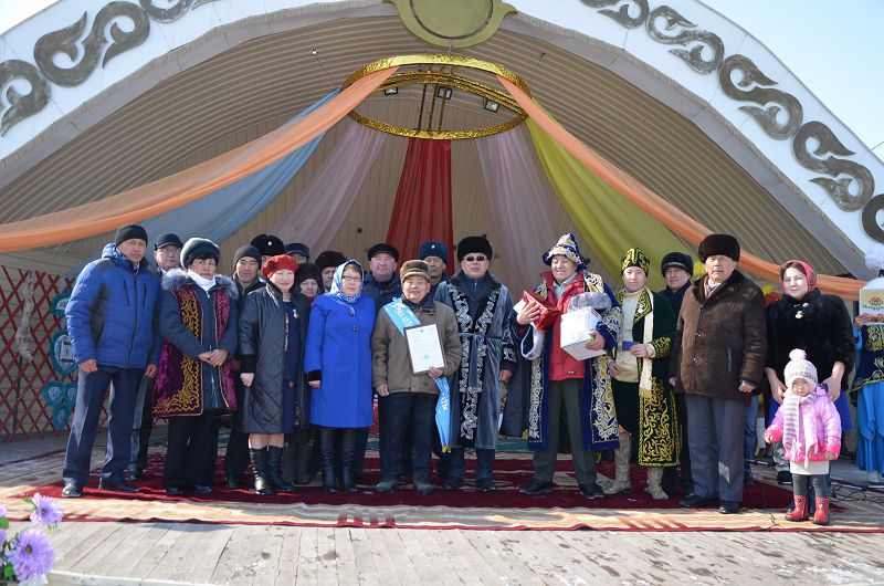 Погода в калбатау на 10. Калбатау Жарминский район. Акимат Жарминского района. Гостиница Калбатау. Школа имени Маяковского Калбатау.