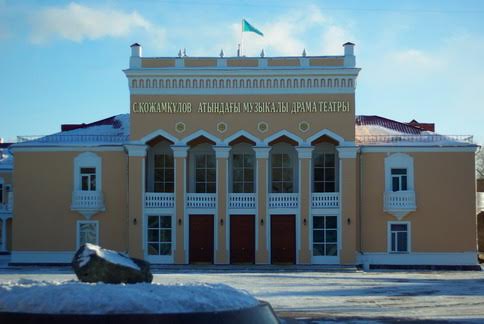Жезқазғандық театр әртістері құрметке бөленді