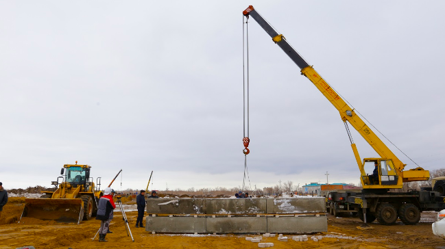 Үкімет басшысы Ақтөбедегі "Нұрлы жер" бағдарламасының орындалу барысымен танысты