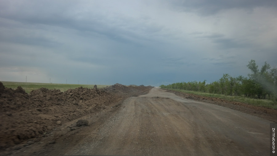 ​Қара жол қараусыз  қалып отыр 