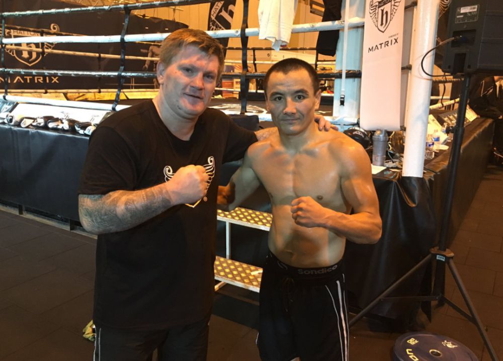 ​Жақиянов тура мен сияқты – Рикки Хаттон