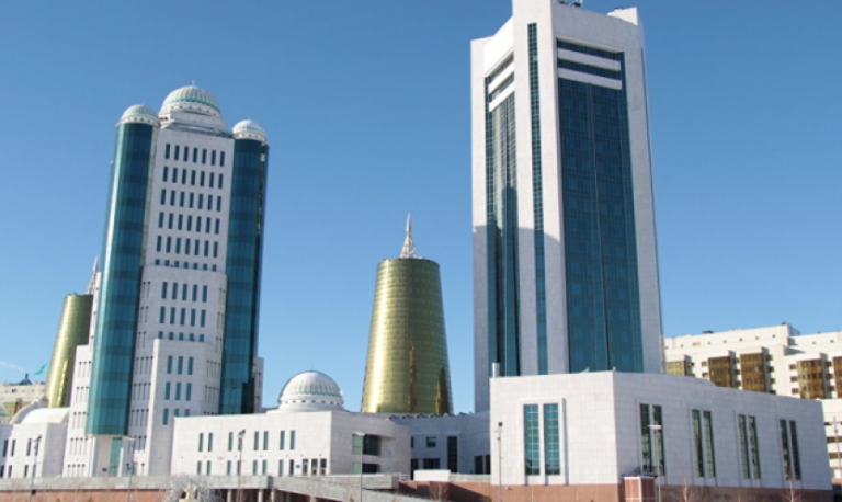 Салмағы сан қырлы мәселелер