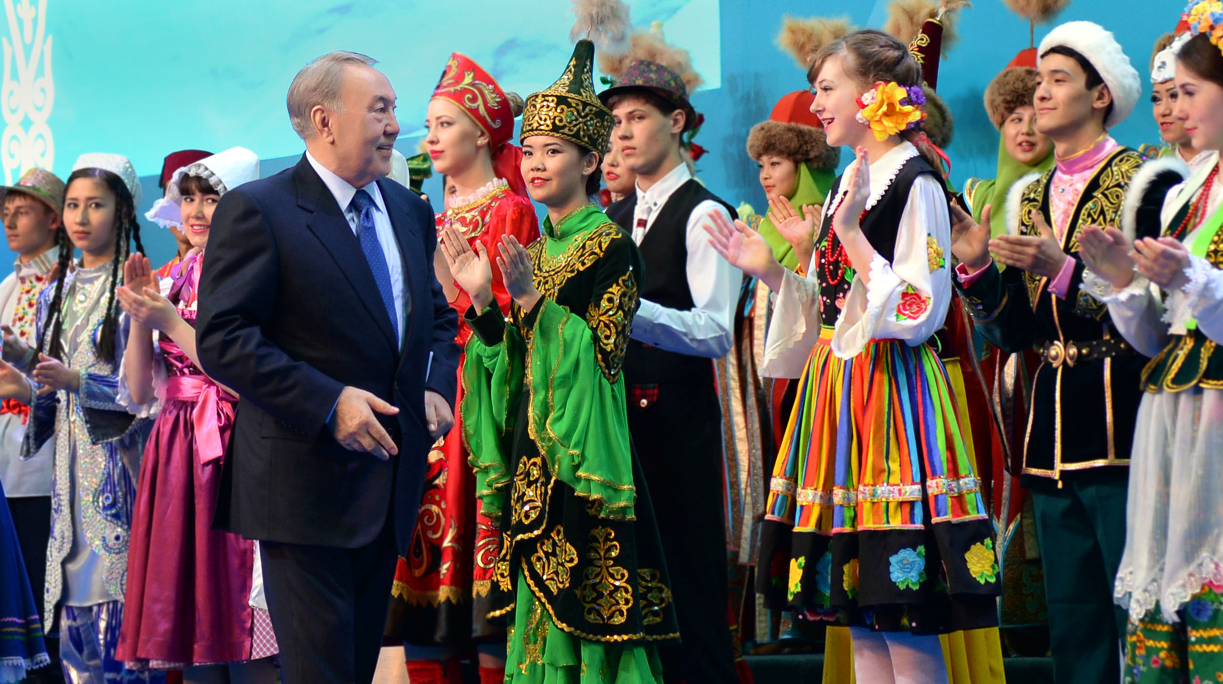 Елбасы: «Ұлттық мәдениет сақталмаса, ешқандай жаңғыру болмайды»