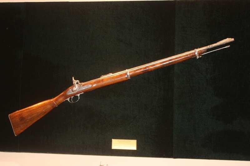 ​Рудныйда тұрғындар ішкі істер департаментіне 13 қару тапсырды 