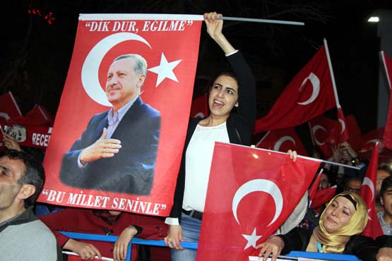 Түркиядағы референдумда президенттік басқару жүйесін жақтаушылар жеңді