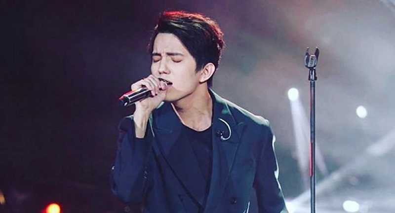 Димаш Канн фестивалінде өнер көрсетеді