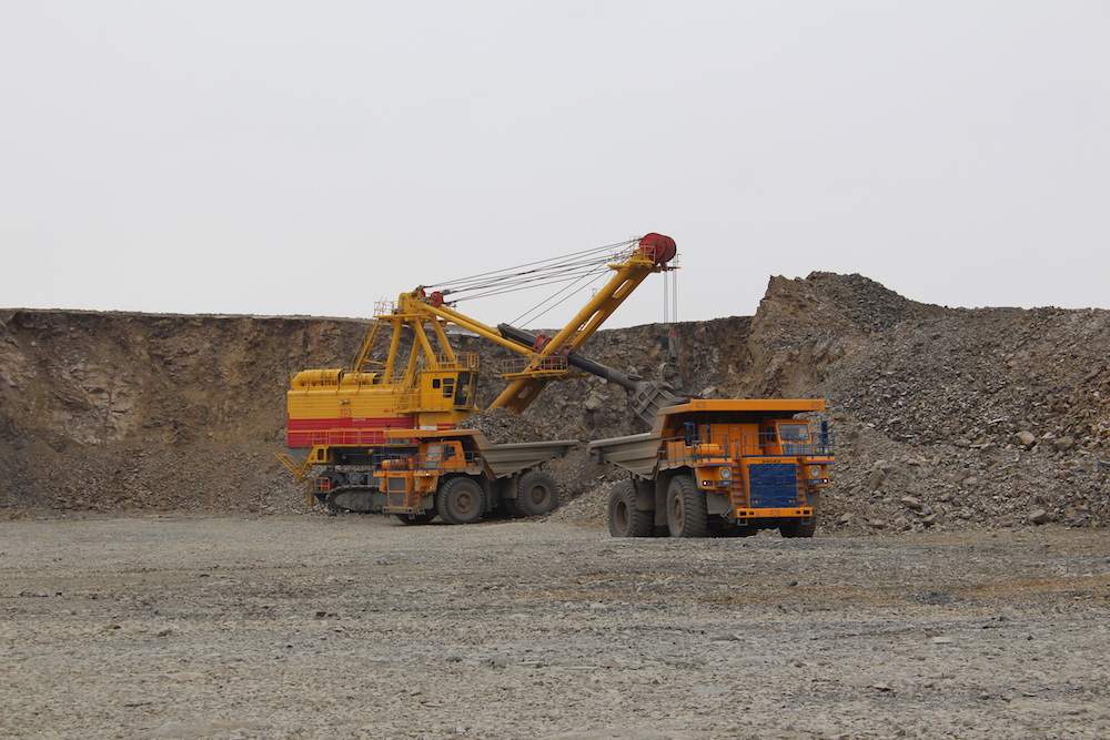 Кенттің көркеюіне үлес қосып келеді