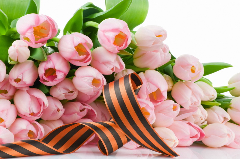 Өскеменде 30 ардагерге 500 мың теңгенің сертификаттары тапсырылды