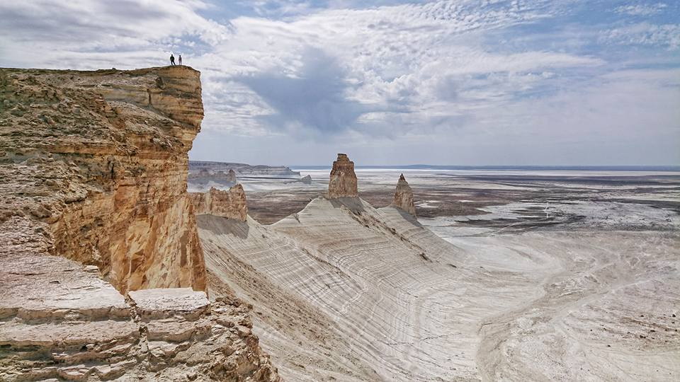 Еліңді тану жеріңді танудан басталады