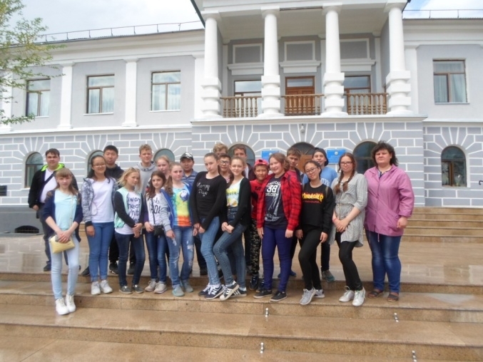 Қарағандылық оқушылар «Саяси қуғын-сүргін құрбандарын еске алу» музейіне экскурсияға барды