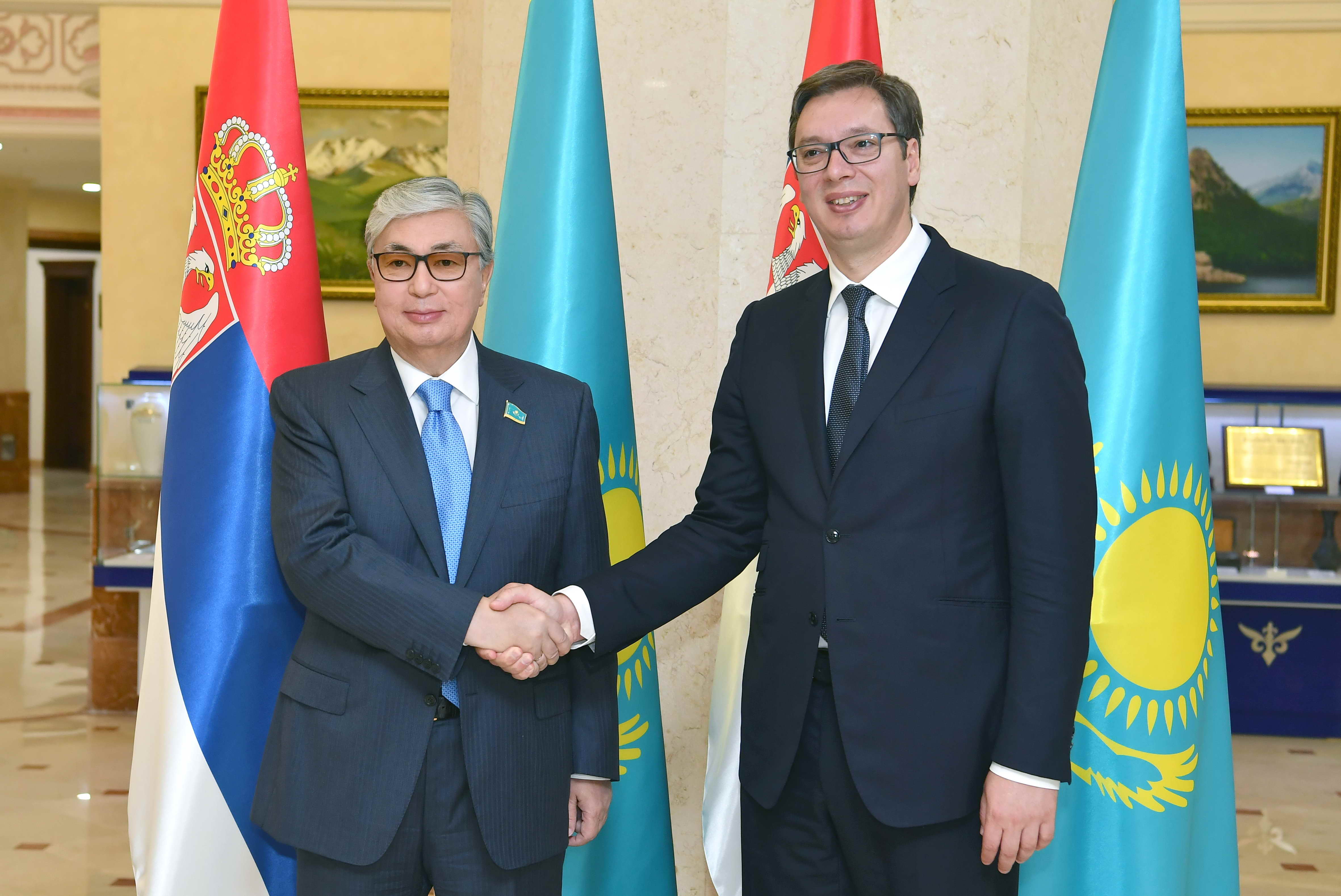 Қасым-Жомарт Тоқаев Сербия Президентімен кездесті