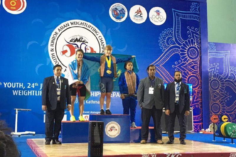 Ауыр атлетші Карина Құзғанбаева Азия чемпионатында «алтын» алды