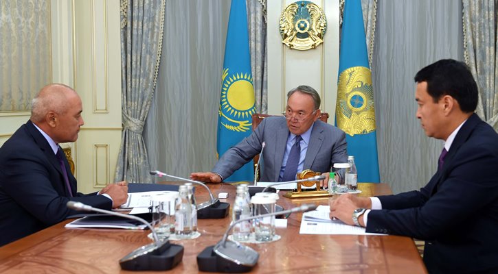 Мемлекет басшысы Өмірзақ Шөкеевті қабылдады