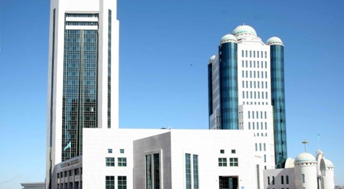 Нығматулин ҚР Парламенті палаталарының бірлескен отырысын шақыру туралы өкімге қол қойды 