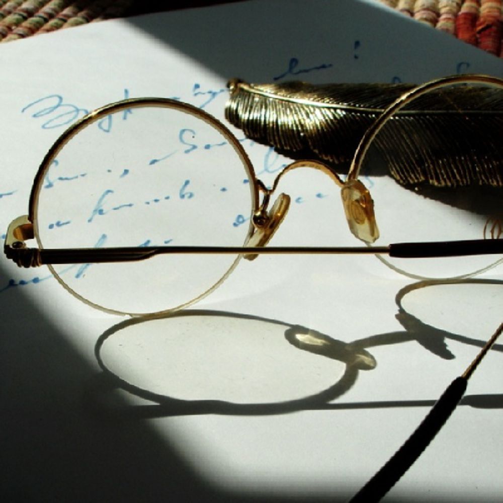 Жазушылар не үшін керек?