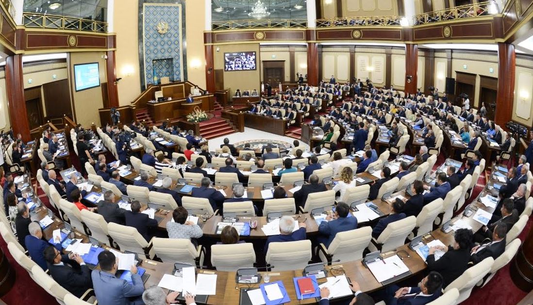 Нығматулин: Латын әрпіне көшу - тіліміздің мәртебесін күшейту жолындағы нақты қадам