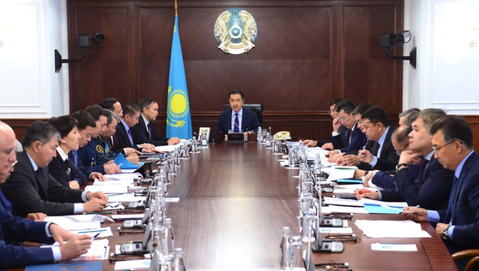 Үкіметте астық жинау науқанын өткізу мәселелері қаралды