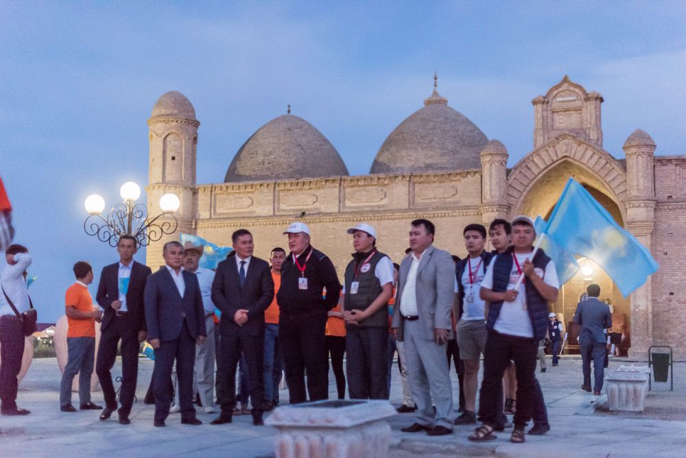 Тұлпар тұяғымен жазылған тарих