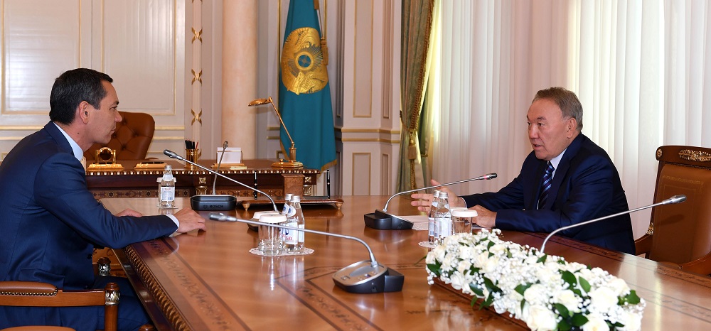 Назарбаев Қырғыз Республикасының Президенттігіне кандидат Өмірбек Бабановпен кездесті