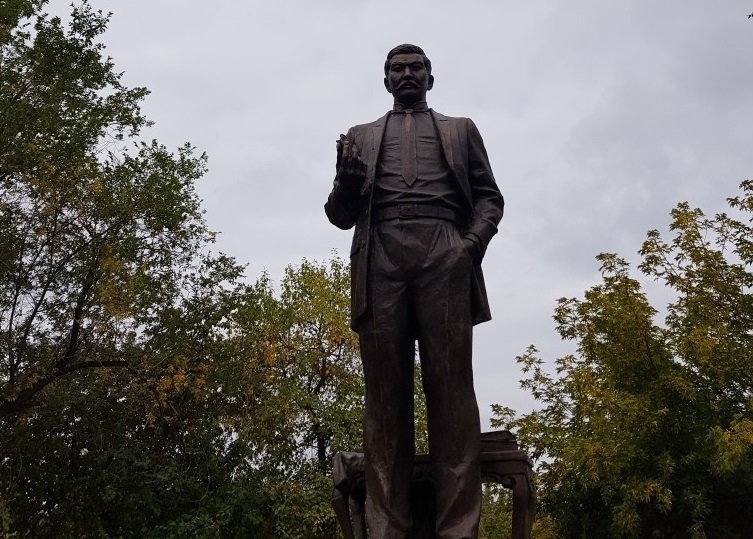 Семейде Əлихан Бөкейханның ескерткіші ашылды