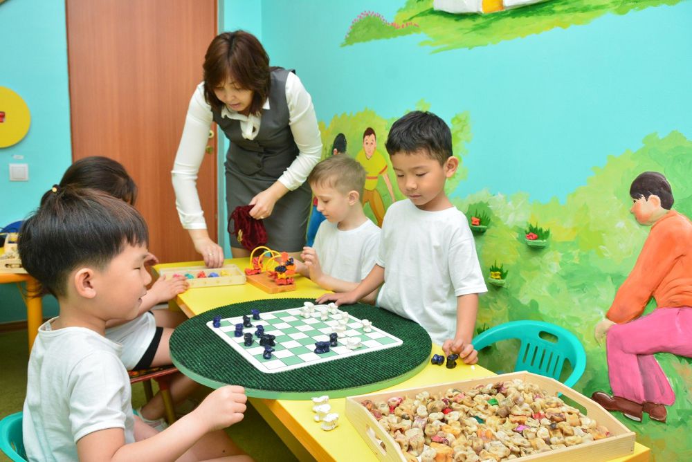 Асық: тәрбие һәм технология
