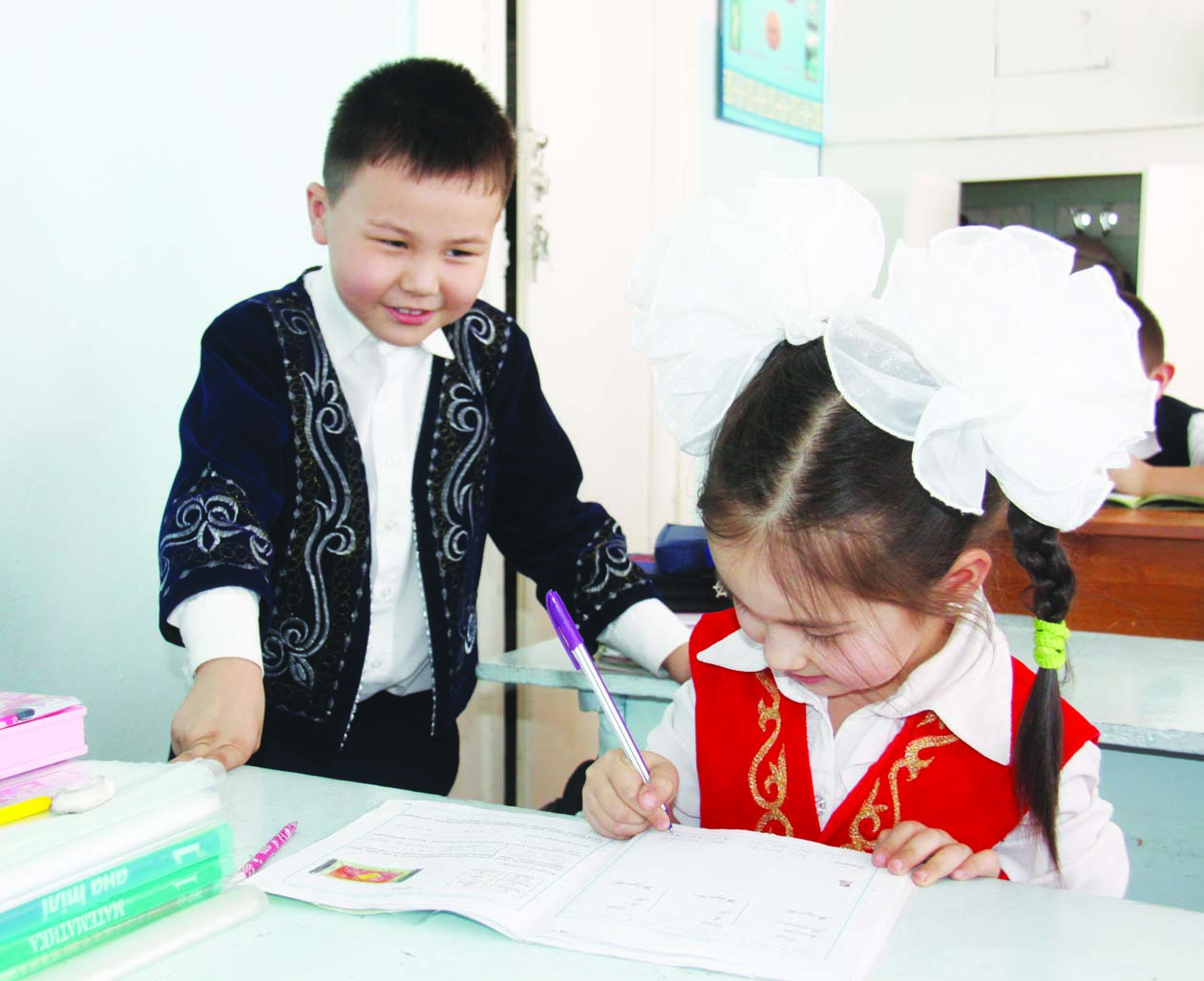 Балалар бір-бірін бағалауды үйренеді 