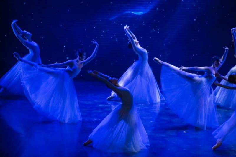 Астанадағы балет театрының труппасы Парижде өнер көрсетеді