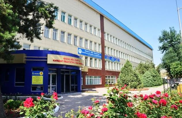 Қыздар университетінде «Тіл парасат» республикалық байқауы өтті