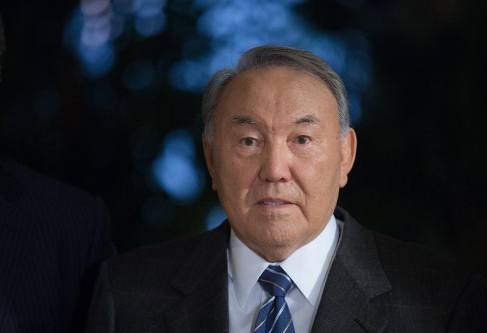 Forbes: Назарбаев Қазақстанды әлемге танытты