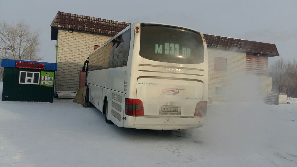 Павлодарда жолда қалған өскемендіктерге көмек көрсетілді