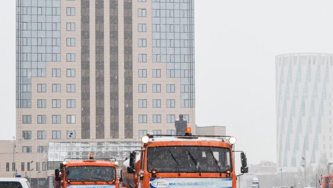 Астана әкімдігінде қала тіршілігінің маңызды мәселелері талқыланды