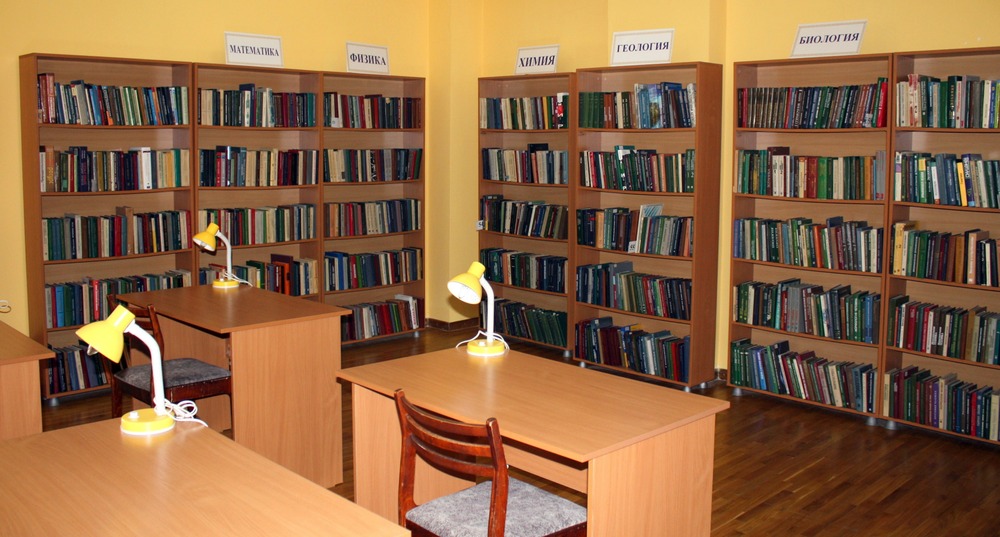 Ақтөбе облыстық жасөспірімдер кітапханасы «Ізгі істер» акциясын өткізді