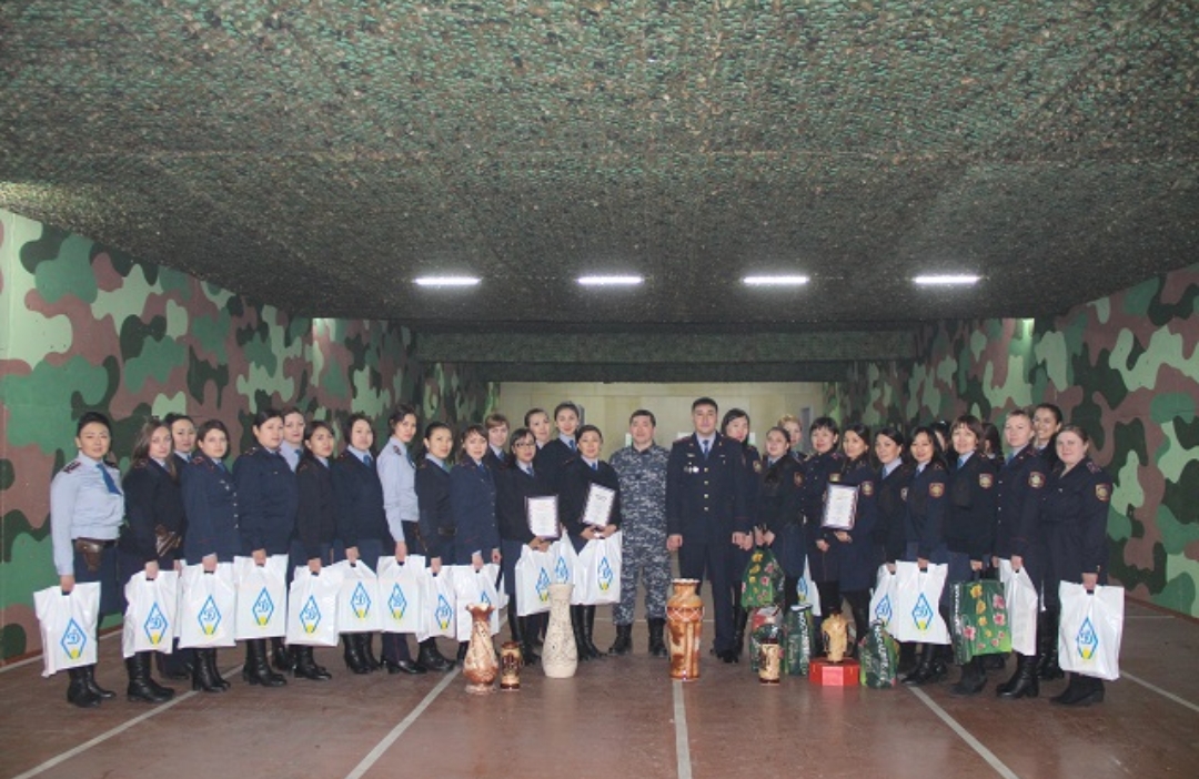 Павлодарда полиция бөлімдерінде 600-ге жуық əйел қызмет етуде