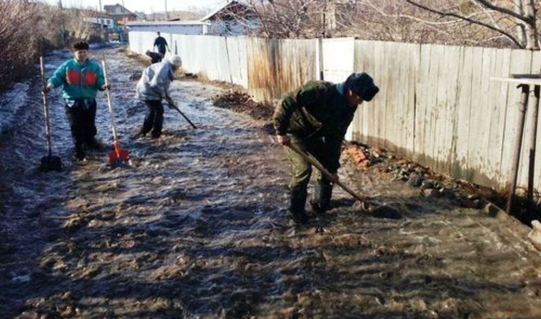 Шығыс Қазақстанда 42 адам қауіпсіз жерге көшірілді