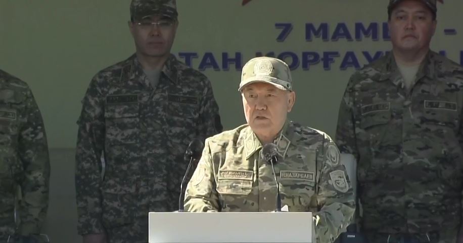 Елбасы: Қарулы Күштеріміз халқымыздың сенімді тірегі, мемлекеттің берік қалқаны (ВИДЕО)