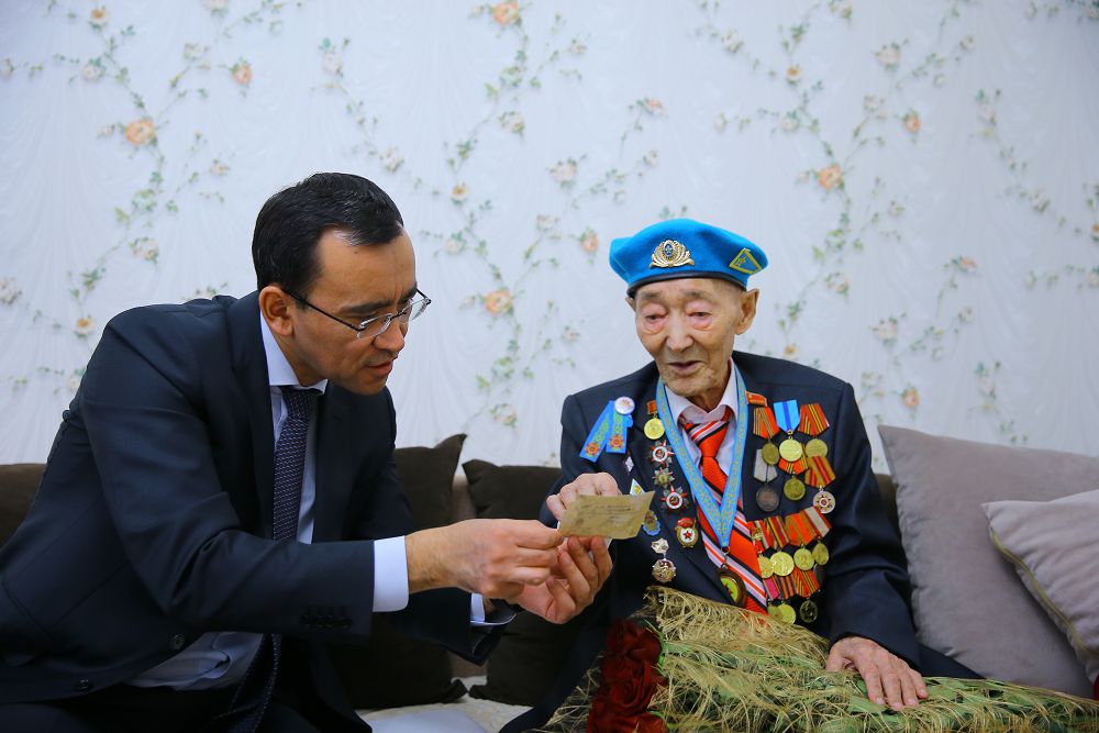 «Нұр Отан» партиясы «Ерлік ешқашан ұмытылмайды» атты акцияны қолға алды