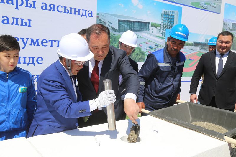 Ақтауда зәулім спорт сарайының іргетасы қаланды