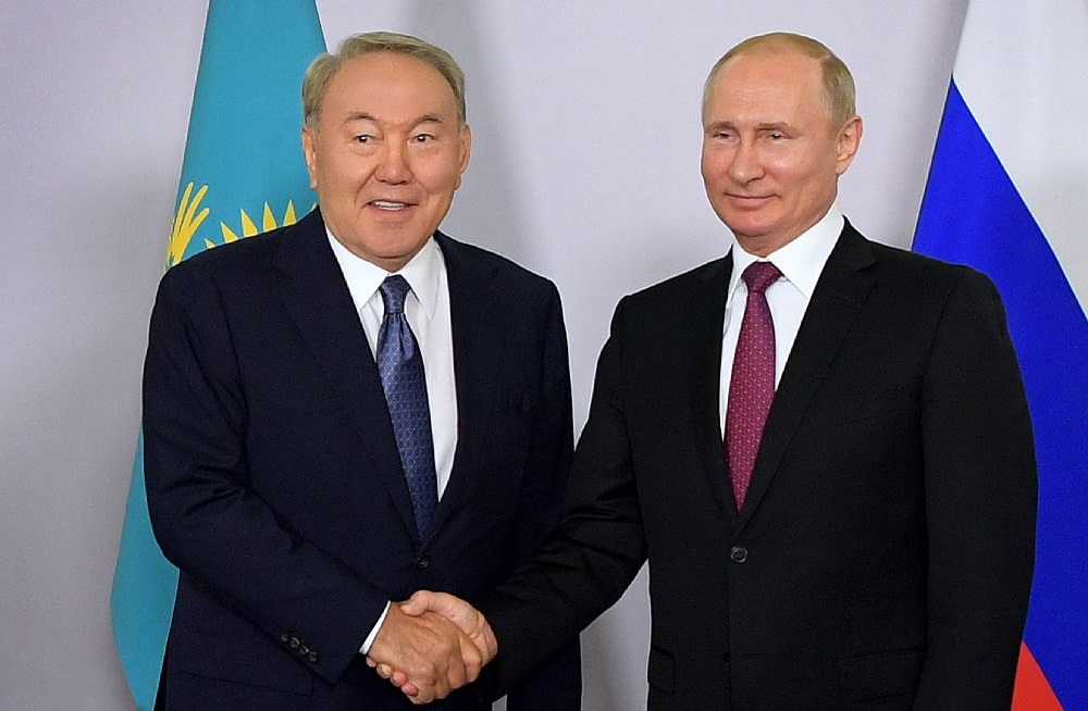 Елбасы Ресей Президентімен кездесті