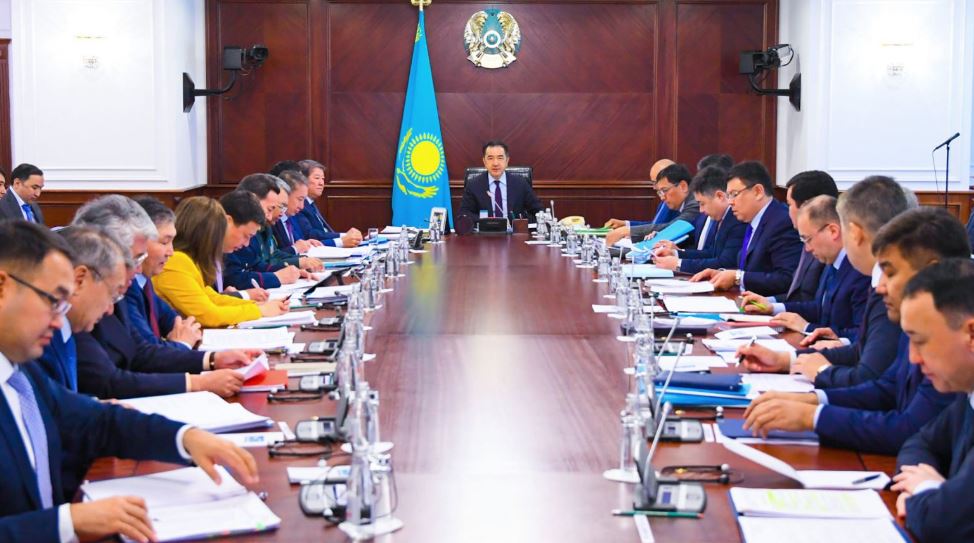 Үкімет басшысы ел экономикасының өсу қарқынын қамтамасыз етуді тапсырды