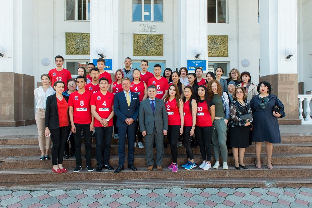 SANTO мен ҚазҰМУ ынтымақтастық жөніндегі меморандумға қол қойды