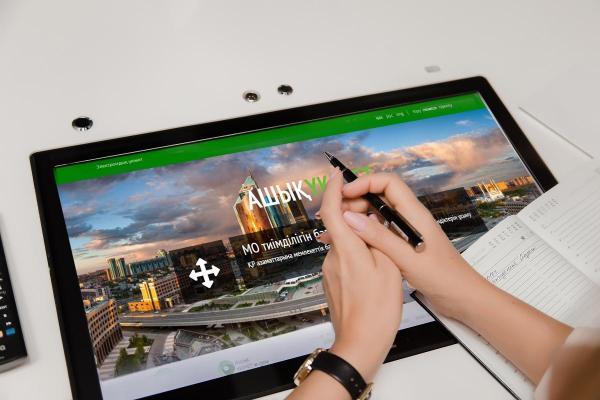 «Ашық Үкімет» жобасына ерекше назар аударамыз – Дәурен Абаев
