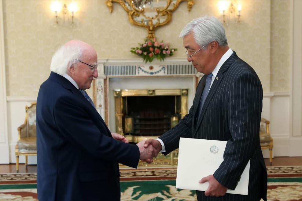 Қазақстан Елшісі Ирландия Президентіне сенім грамоталарын тапсырды